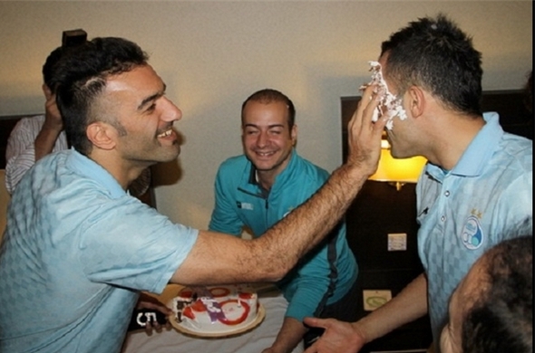 جشن تولد محمد قاضی در باشگاه فولاد!
