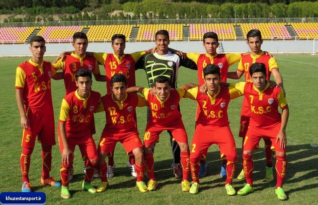 سواری: فوتبال خوزستان سرشار از استعداد است