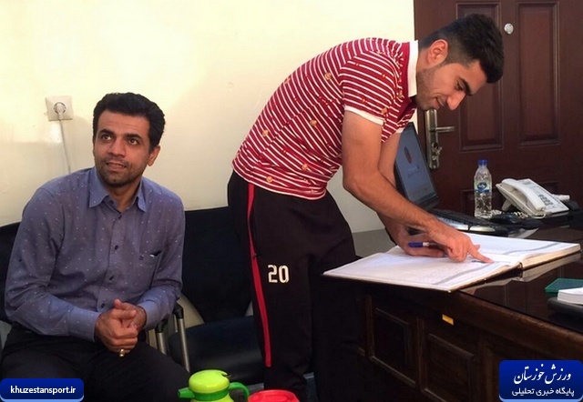 تصاویر/ثبت قراردادهای بازیکنان فولاد خوزستان