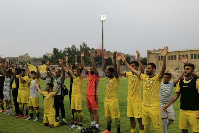 تصاویری از پیروزی نفت مقابل برق‌ شیراز