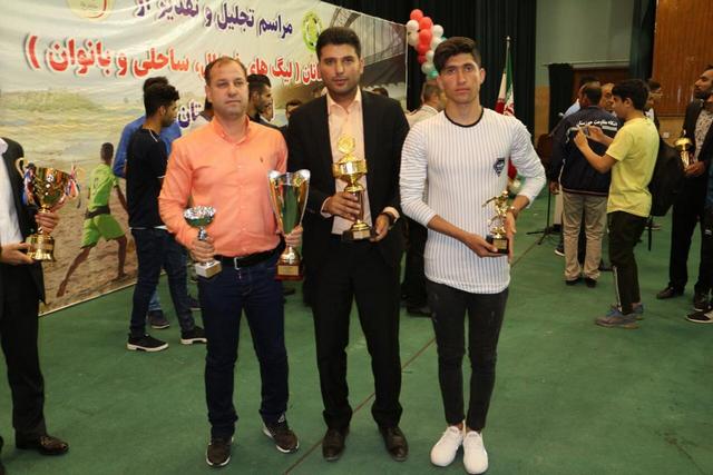 تصاویی/تجلیل از تیم‌های برتر فوتبال خوزستان