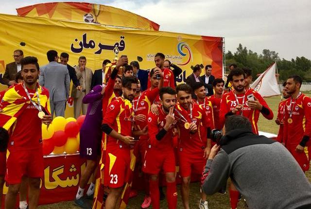 تصاویری از مراسم قهرمانی امیدهای فولاد خوزستان