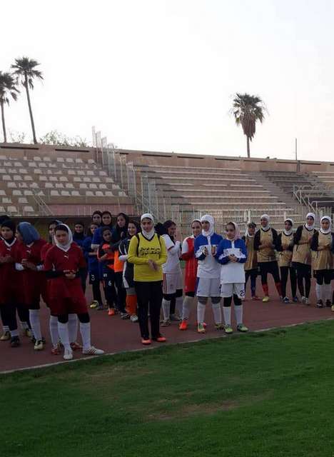 تصاوير/تمرین استعداديابی فوتبال بانوان در اهواز
