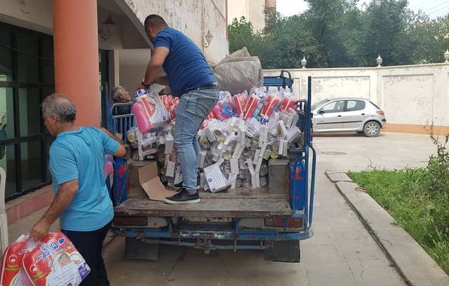 ارسال کمک استقلال خوزستان به سیل‌ زدگان