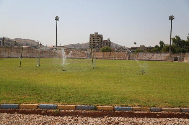 تصاویری از بهسازی استادیوم نفت مسجدسلیمان