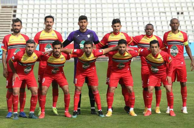 بازیکنان فولاد خوزستان راهی مرخصی شدند