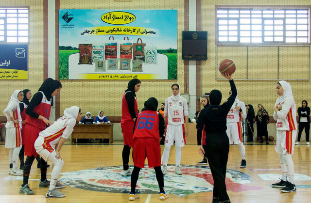 تیم بسکتبال بانوان نفت آبادان در سودای قهرمانی